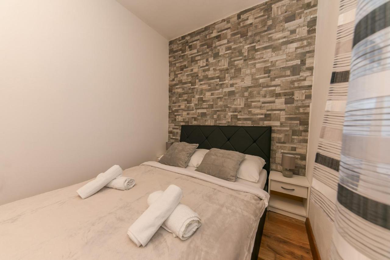 Apartments Vukman Trogir Exterior photo